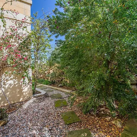 Casetta Menzja Semi Detached